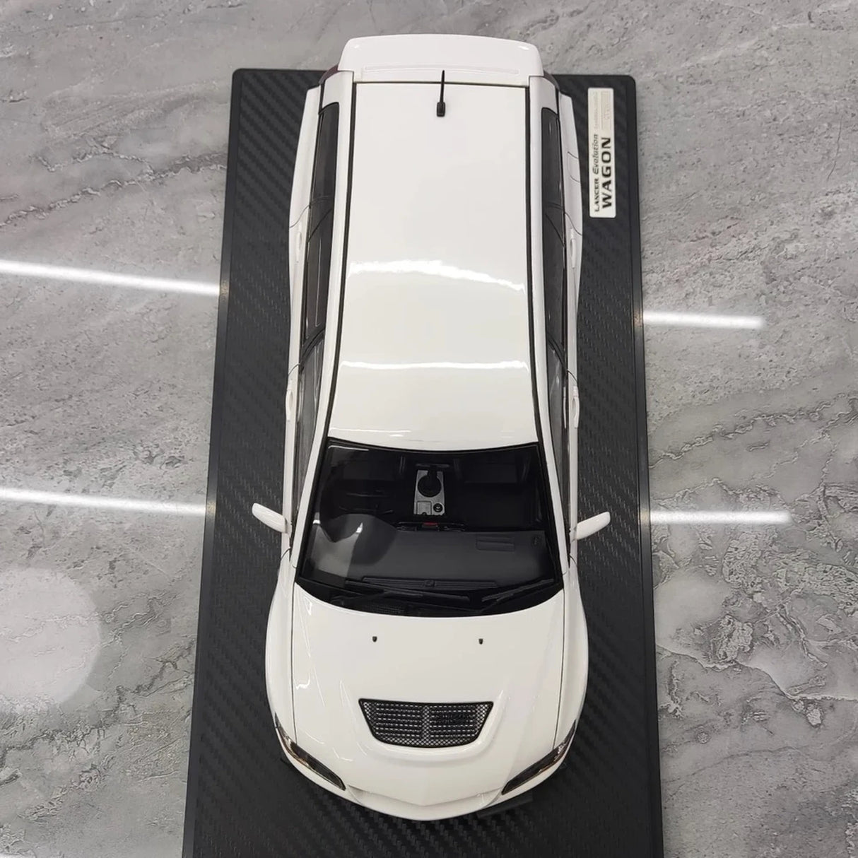 Ignition Mitsubishi 2005 Lancer Evo IX Wagon White 1:18 – Collectible Resin Model Resin