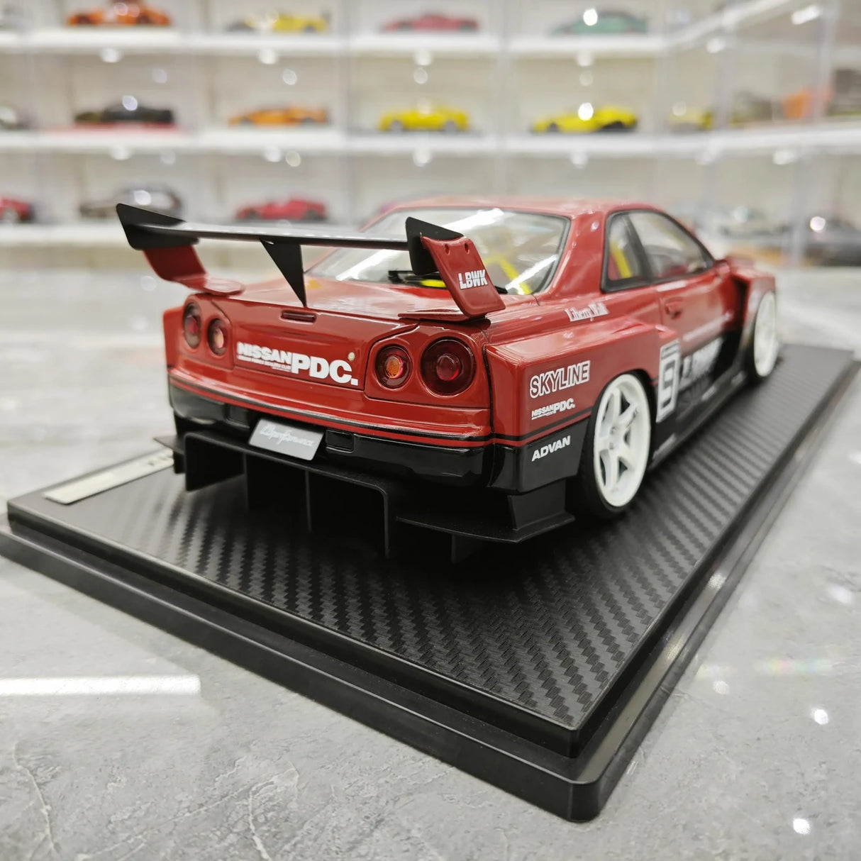 Ignition Nissan 1999 Skyline GT-R R34 LB-Super Silhouette Red 1:18 – Resina da collezione in resina
