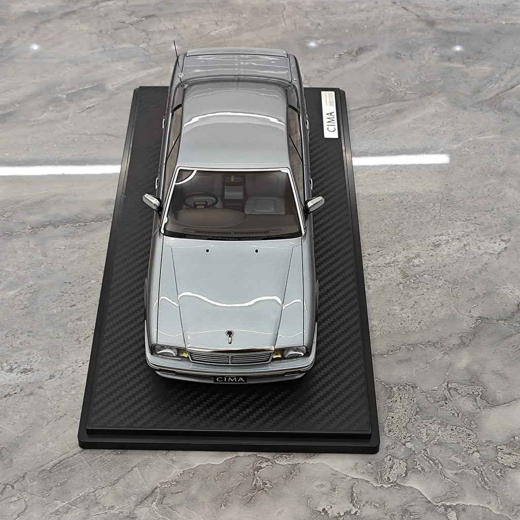 Ignition Nissan 1988 Cedric Cima Y31 Pearl White 1:18 – Resina modello in resina collezionabile