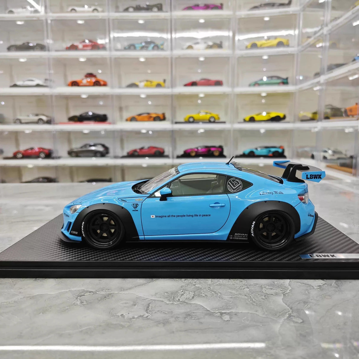 Ignition Toyota 2012 86 Subaru BRZ LBWK Blue 1:18 – Resina Modelo de Resina de Coleção