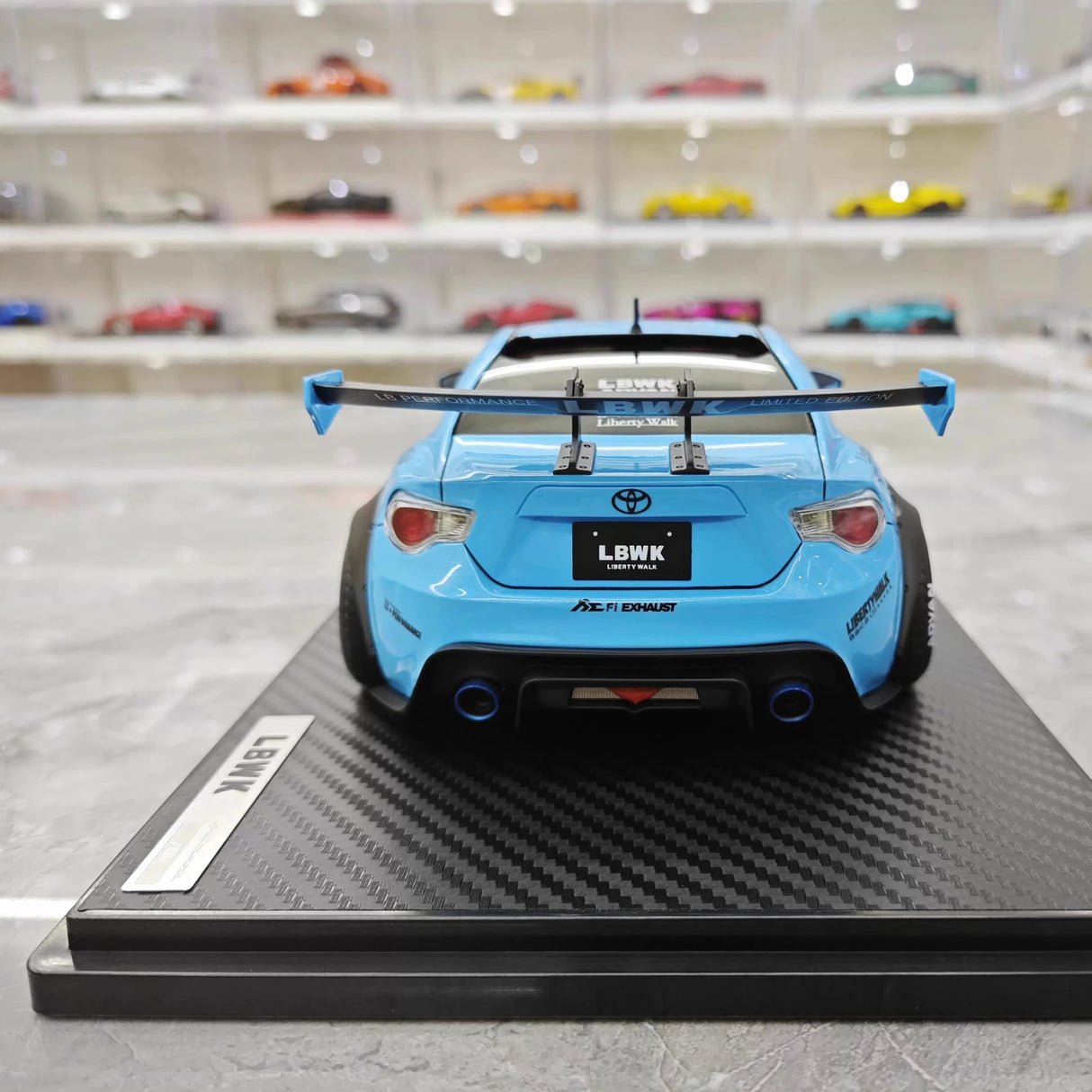 Ignition Toyota 2012 86 Subaru BRZ LBWK Blue 1:18 – Resina Modelo de Resina de Coleção
