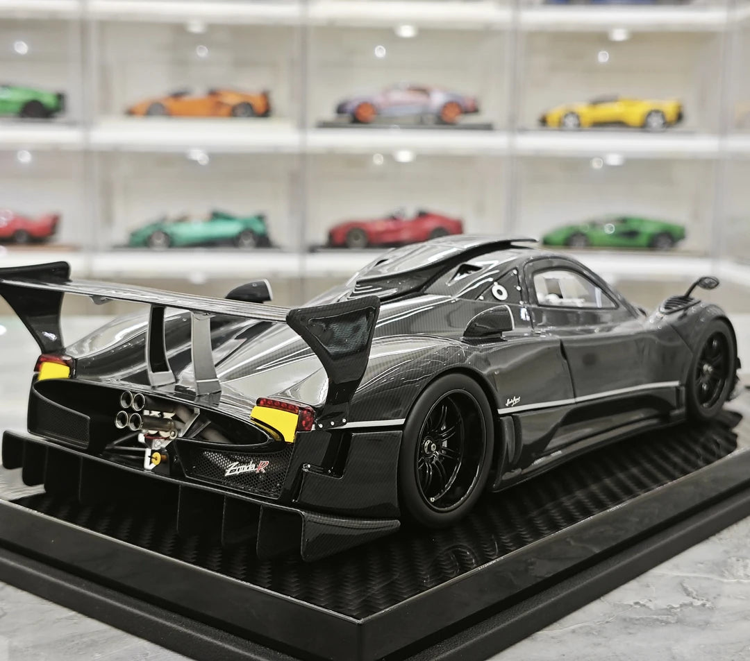 Kash Pagani 2009 Zonda R Lucidy Black 1:18 – Resina da collezione per modelli in resina