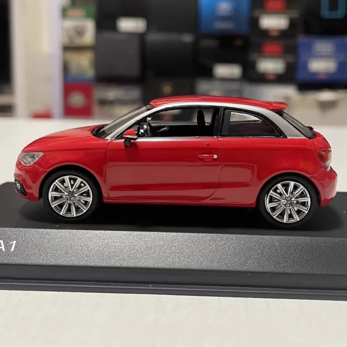 Kyosho Audi 2010 A1 Red 1:43 – Collectible Diecast Model Die-Cast