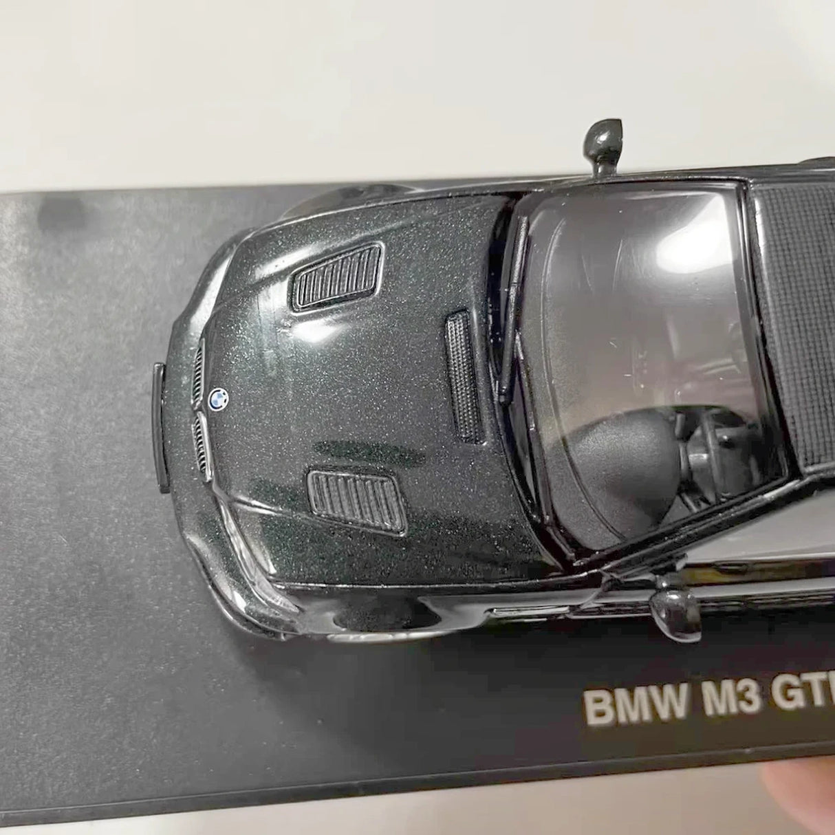 Kyosho BMW 2001 E46 M3 GTR Coupe verde 1:43 – modelo de coleção em metal fundido