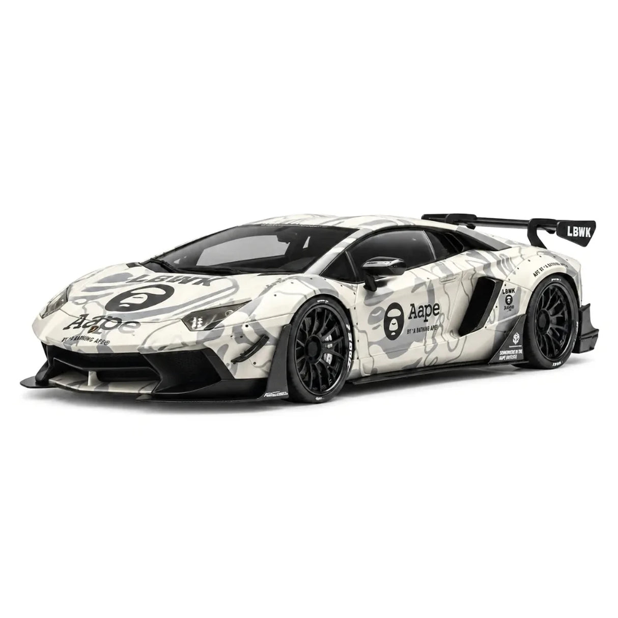 LBWK Lamborghini 2011 Aventador LB-يعمل AAPE طلاء 1:18 – راتنج نموذجي قابل للجمع