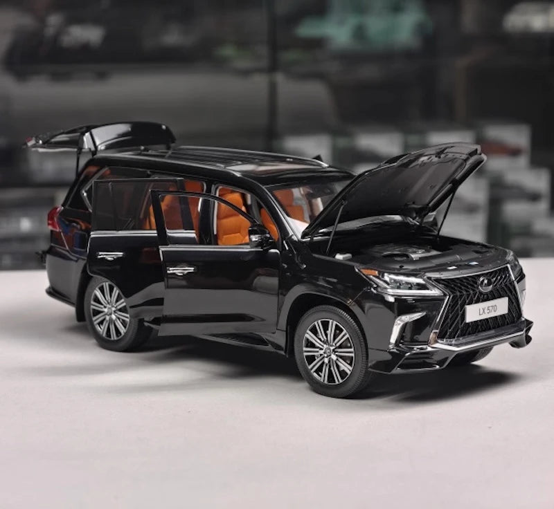 LCD Lexus 2018 LX 570 Black 1:18 – Collectible Diecast Model Die-Cast