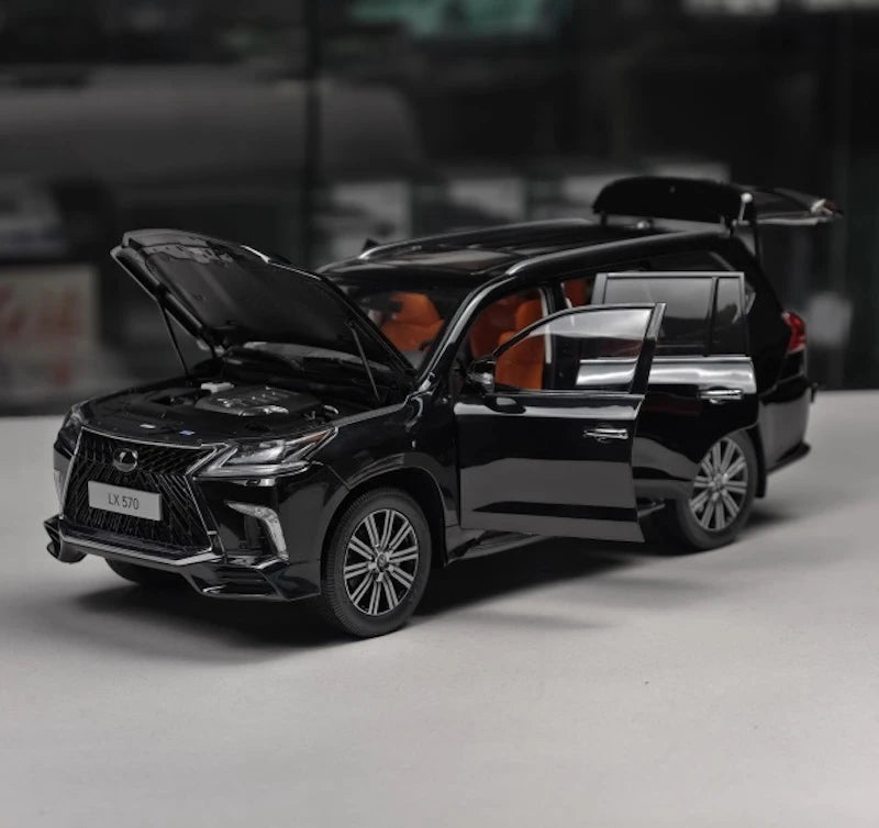 LCD Lexus 2018 LX 570 Black 1:18 – Collectible Diecast Model Die-Cast
