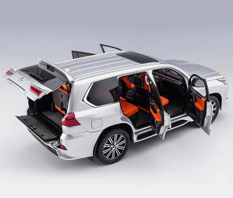 LCD Lexus 2018 LX 570 Silver 1:18 – Collectible Diecast Model Die-Cast