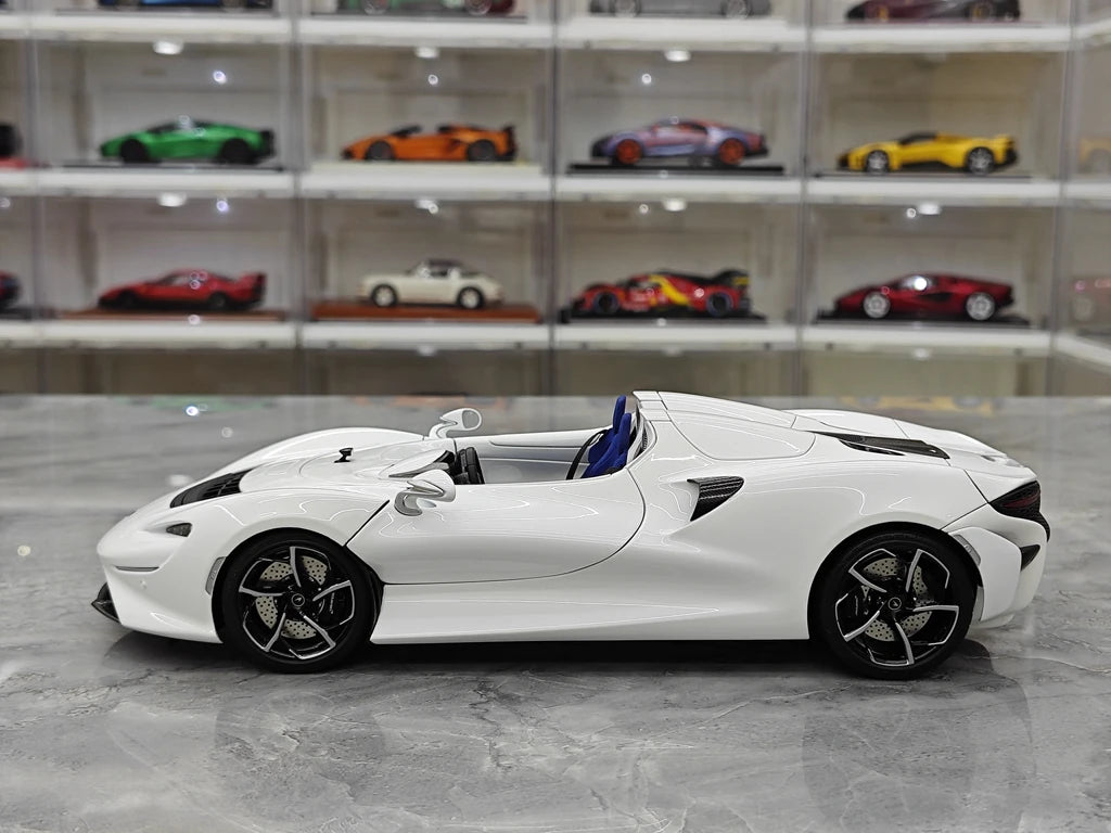LCD McLaren 2020 Elva White 1:18 – Modelo de fundición a presión coleccionable