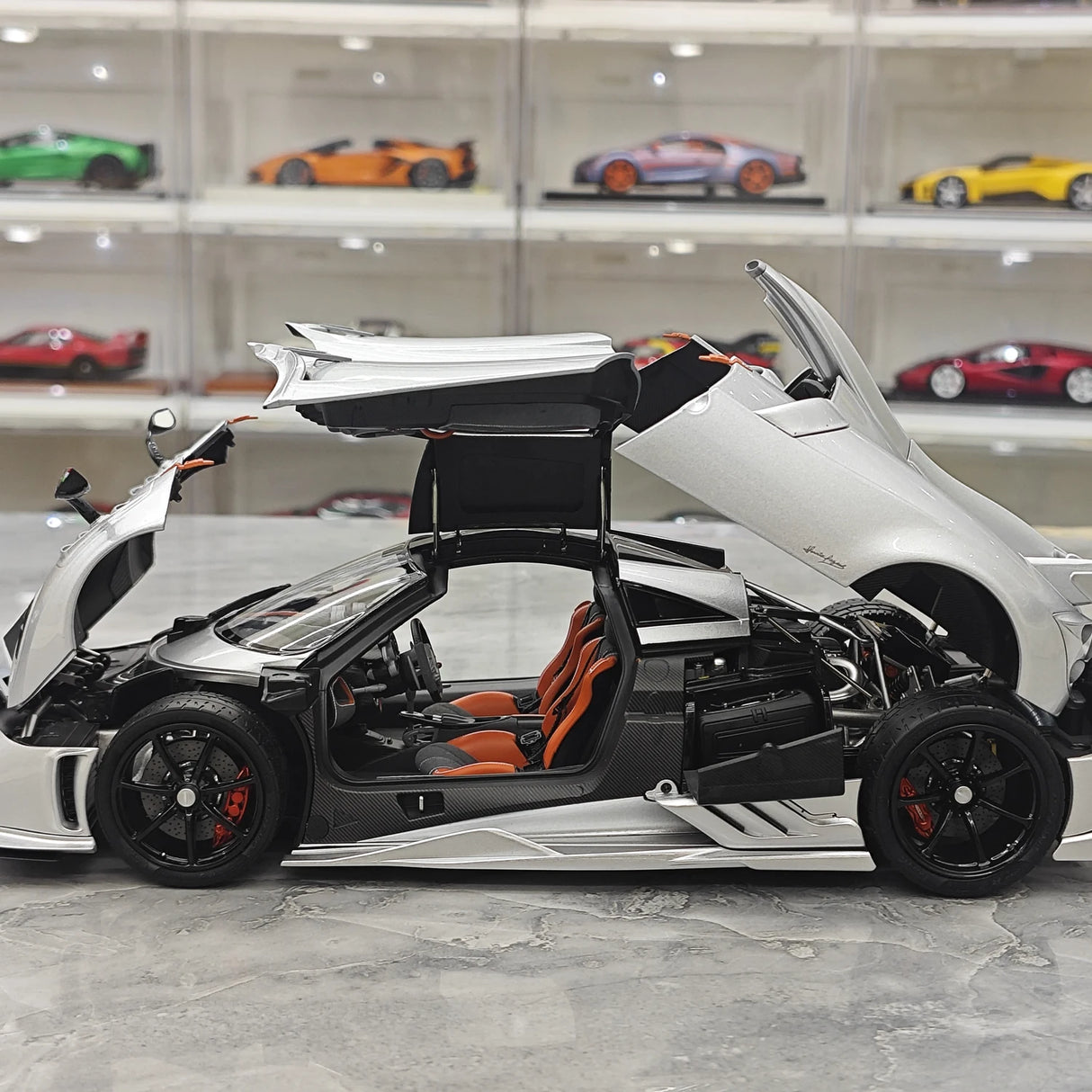 LCD Pagani 2020 Imola Silver 1:18 – Modello da collezione pressofuso