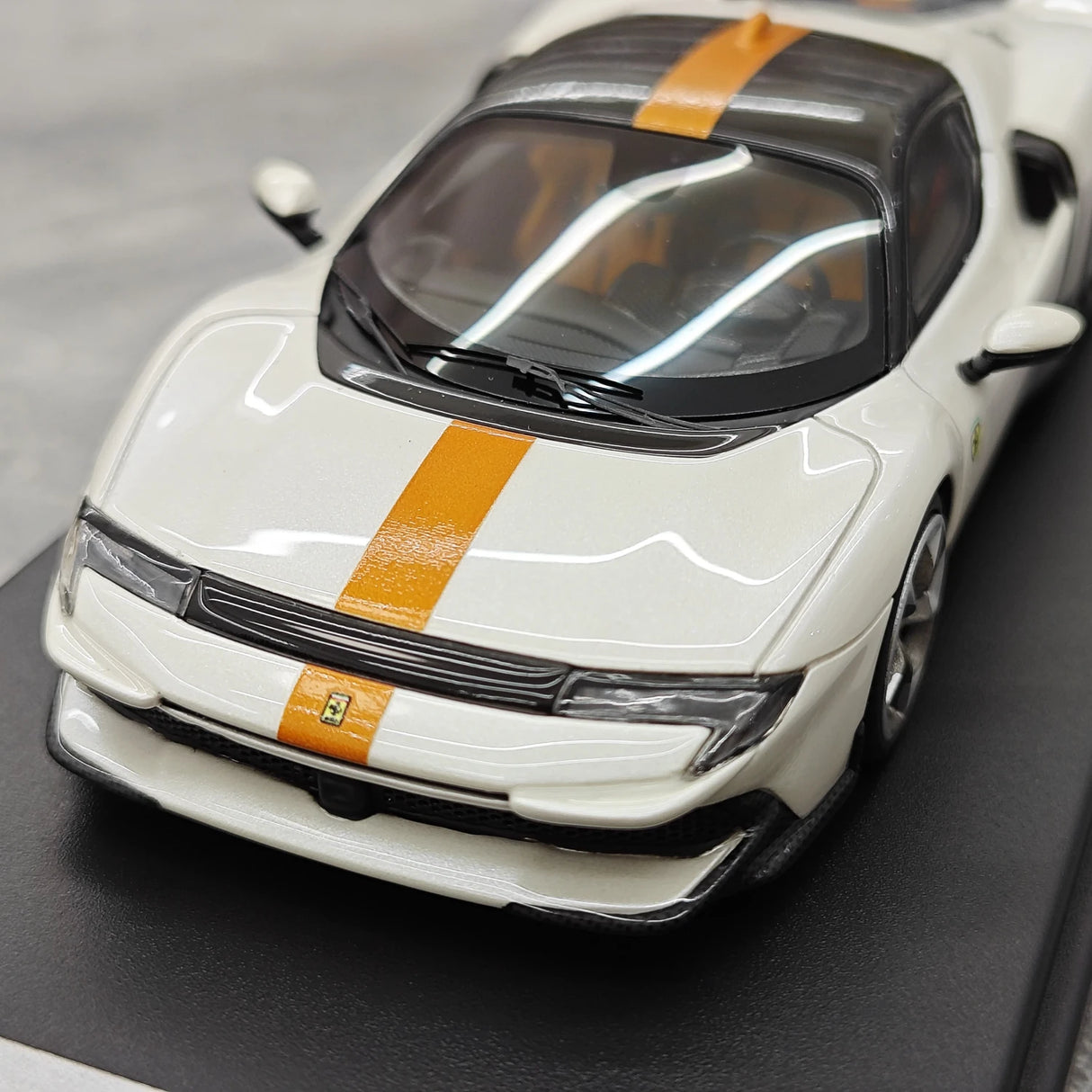 쿠페 비앙코 이탈리아 1:43 룩 스마트Ferrari 2025 849 Testarossa – 수집용 레진 모델 레진