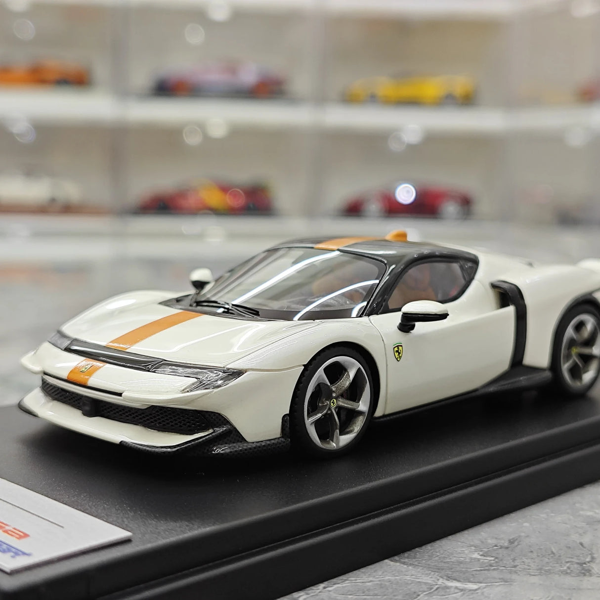쿠페 비앙코 이탈리아 1:43 룩 스마트Ferrari 2025 849 Testarossa – 수집용 레진 모델 레진