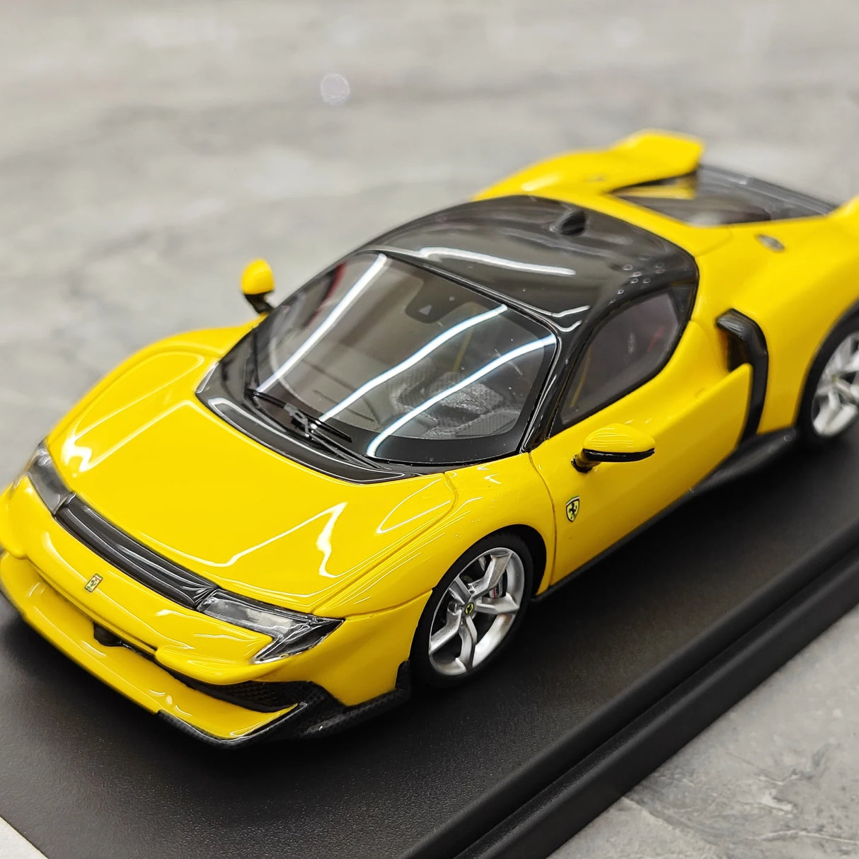 룩 스마트 Ferrari 2025 849 Testarossa 쿠페 지알로 모데나 1:43 – 수집용 레진 모델 레진