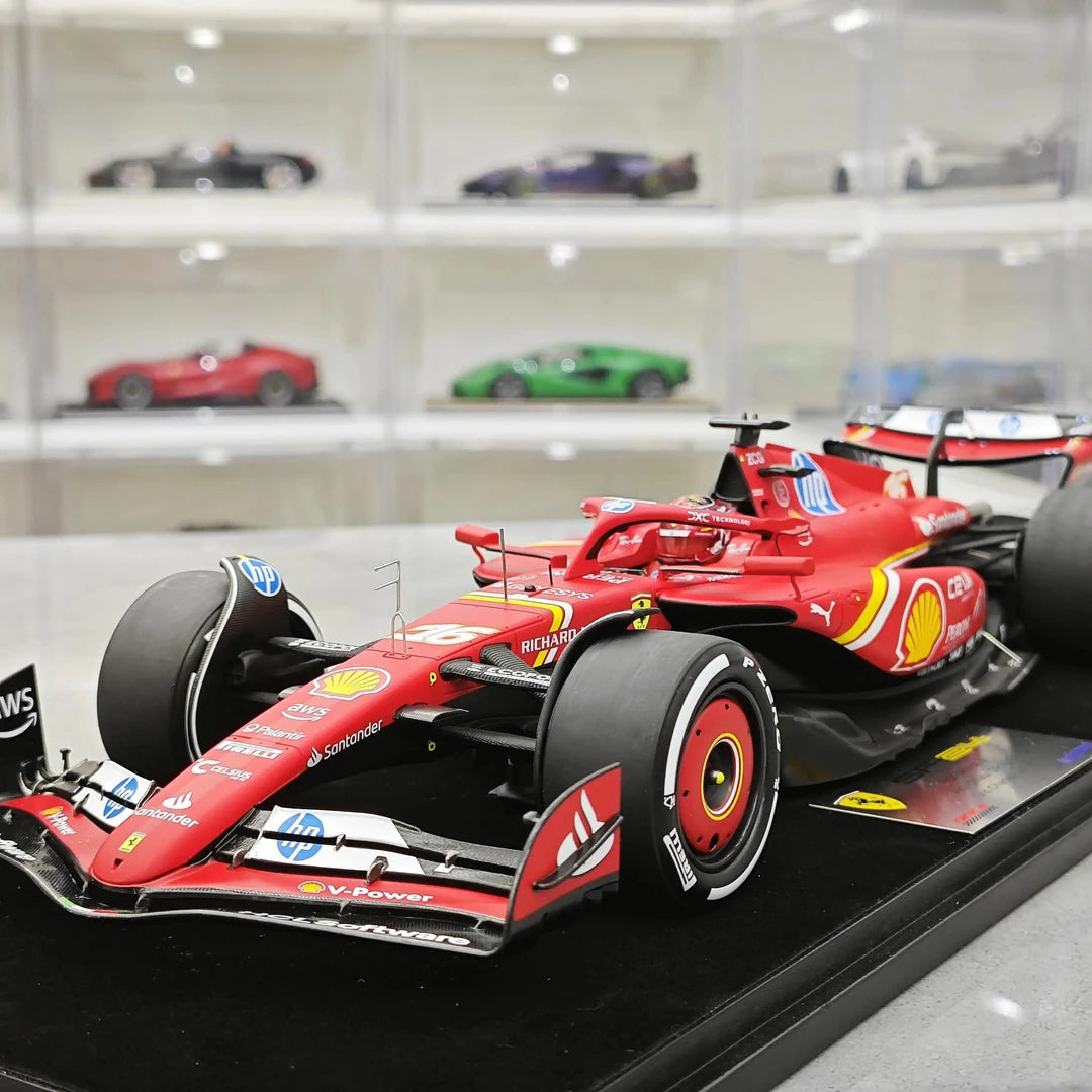 1:18 Ferrari 2024 SF-24 #16 Abu Dhabi GP Charles Leclerc F1 Harzmodell von Look Smart – Ansicht 3
