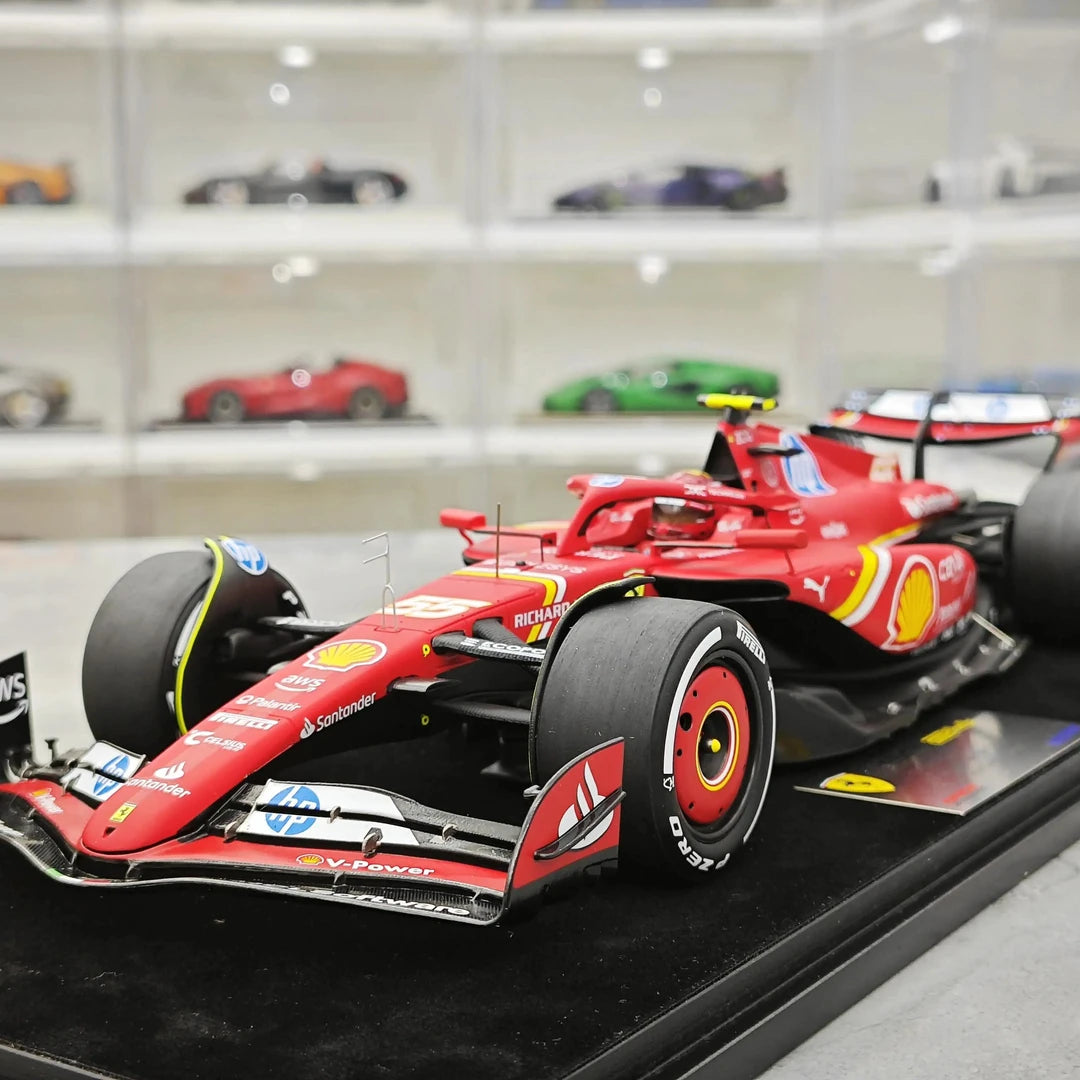 1:18 Ferrari 2024 SF-24 #55 Abu Dhabi GP Carlos Sainz F1 Resin-Modell von Look Smart – Ansicht 3