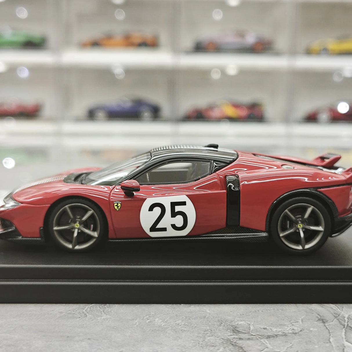 Look Smart Ferrari 2025 849 Testarossa Coupe Rosso Corsa Assetto Fiorano 1:43 – keräilyhartsimalli hartsi