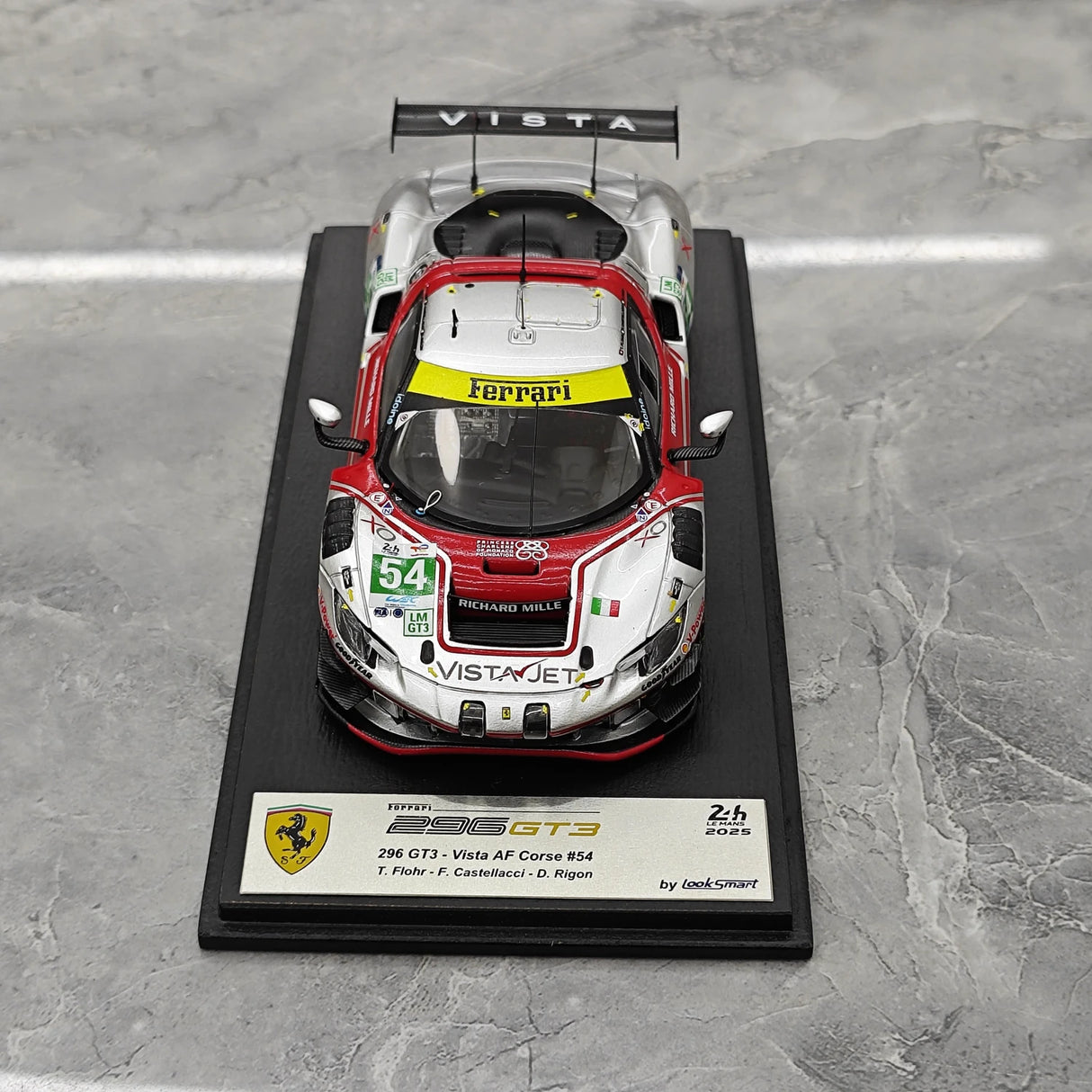 Look Smart Ferrari 2025 296 LMGT3 54 Vista AF Corse 1:43 – keräilyresimalli hartsi