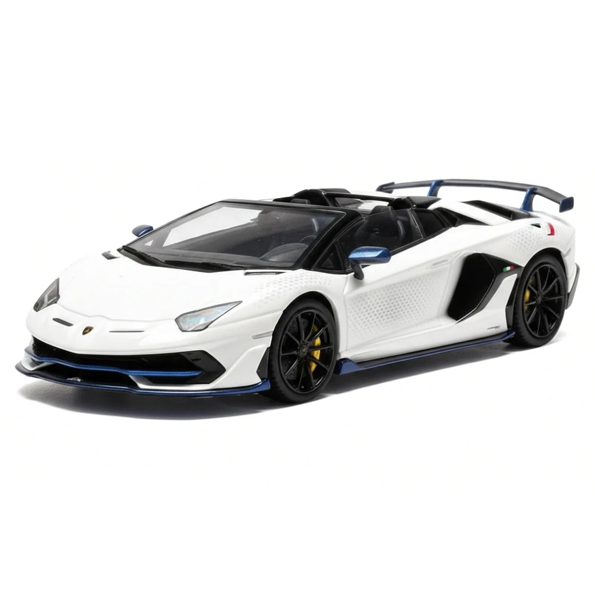 Look Smart Lamborghini 2021 Aventador SVJ Xago White 1:43 – Collectible Resin Model Resin