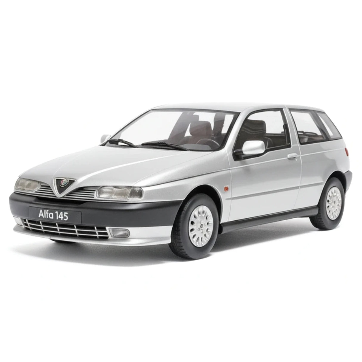 MITICA Alfa Romeo 1994 145 prateado 1:18 – modelo de coleção em metal fundido