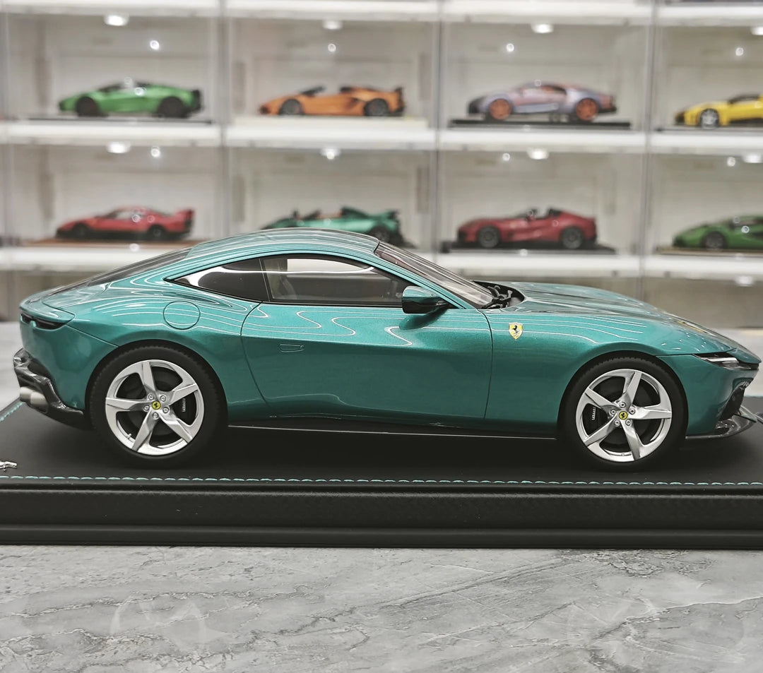 MR Collezione Ferrari 2025 Amalfi Coupe Verde Costiera 1:18 – Modello in resina da collezione (MR Collection)