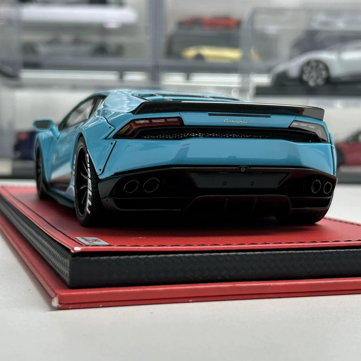 MR Colección Lamborghini 2014 Huracan LP610-4 LB-Works Blue 1:18 – Resina de Modelo de Resina de Colección (MR Collection)
