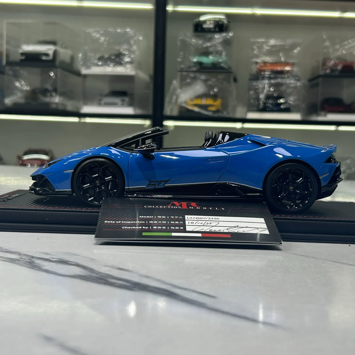 MR -kokoelma Lamborghini 2023 Huracan EVO Spyder 60-vuotisjuhla 1:18 – keräilyhartsimalli (MR Collection)