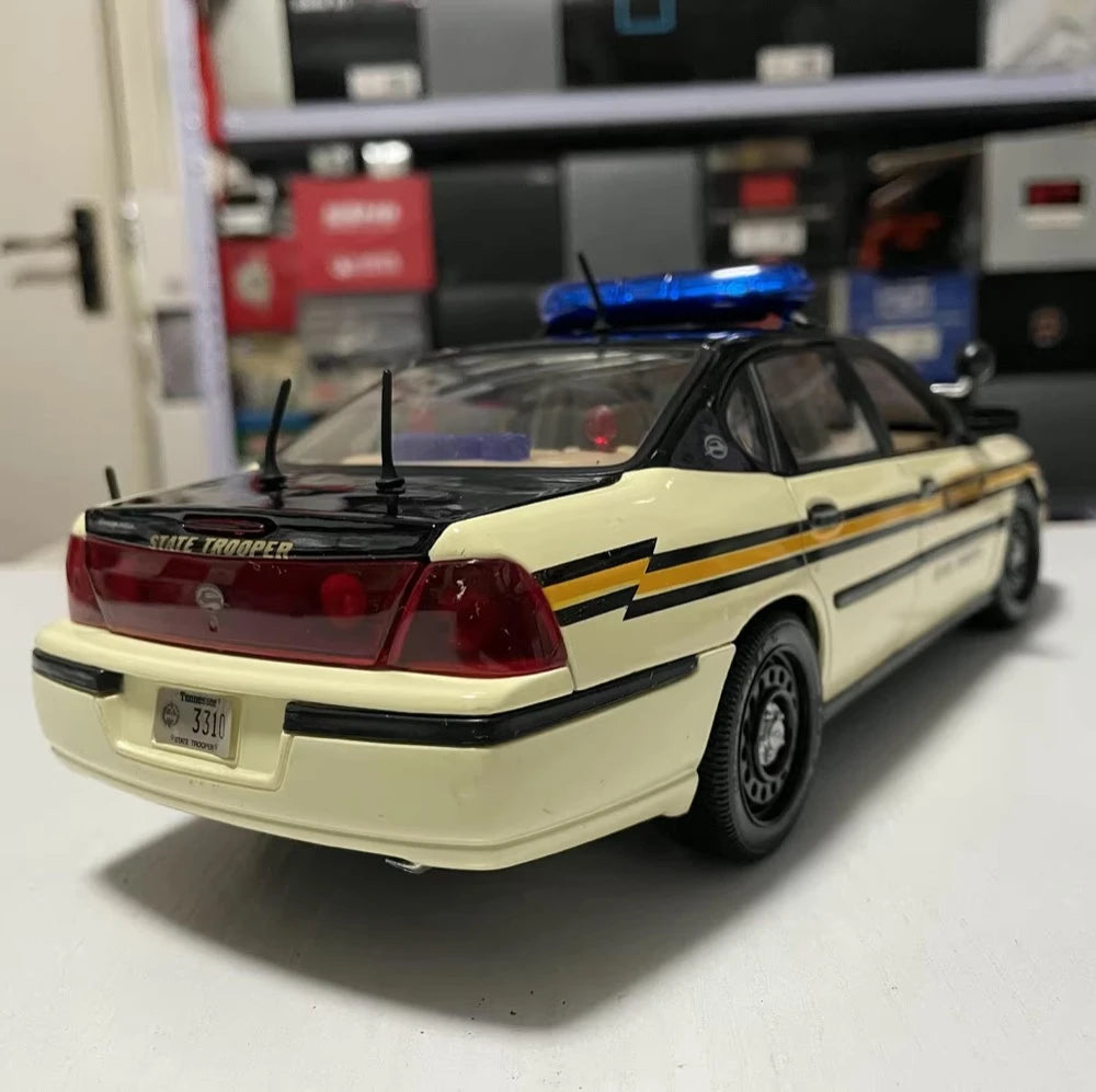 Maisto Chevrolet 2000 Impala Tennessee State Trooper 1:18 – Diecast Display Model Die-Cast
