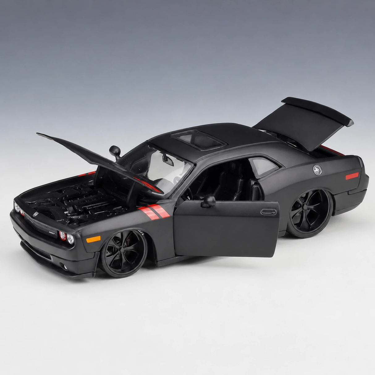 مايستو Dodge 2008 تشالنجر SRT8 بلاك 1:24 – نموذج عرض مصبوب، قالب