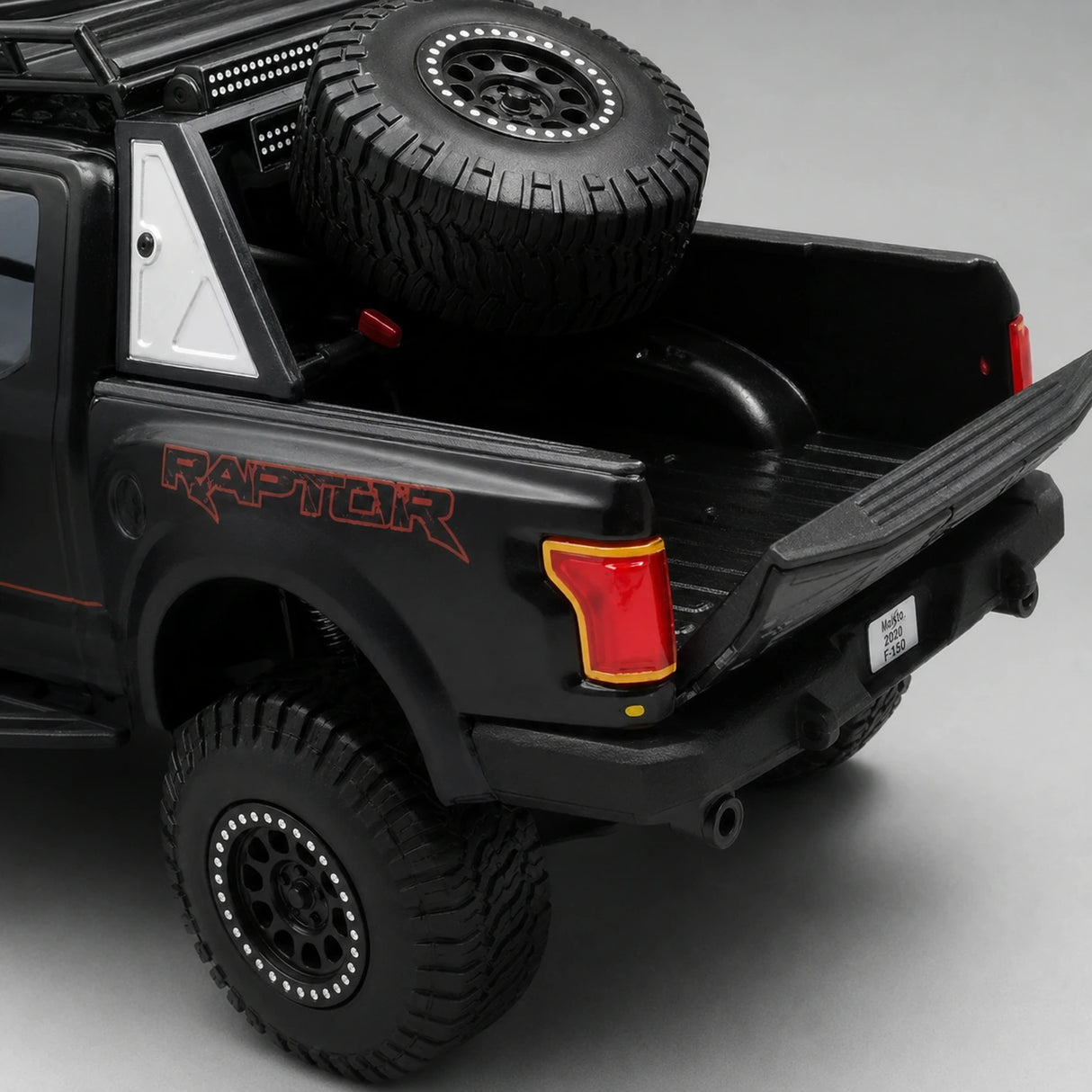 Maisto Ford 2020 F-150 Raptor Off-Road Black 1:24 – Diecast Display Model Die-Cast