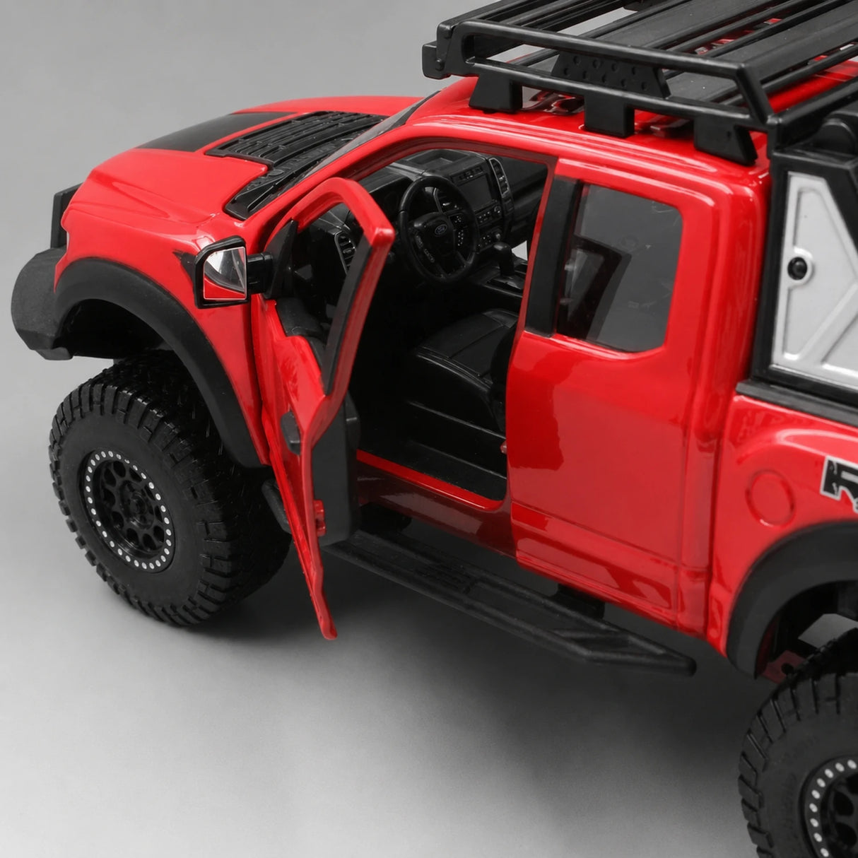 Maisto Ford 2020 F-150 Raptor Off-Road Red 1:24 – Diecast Display Model Die-Cast