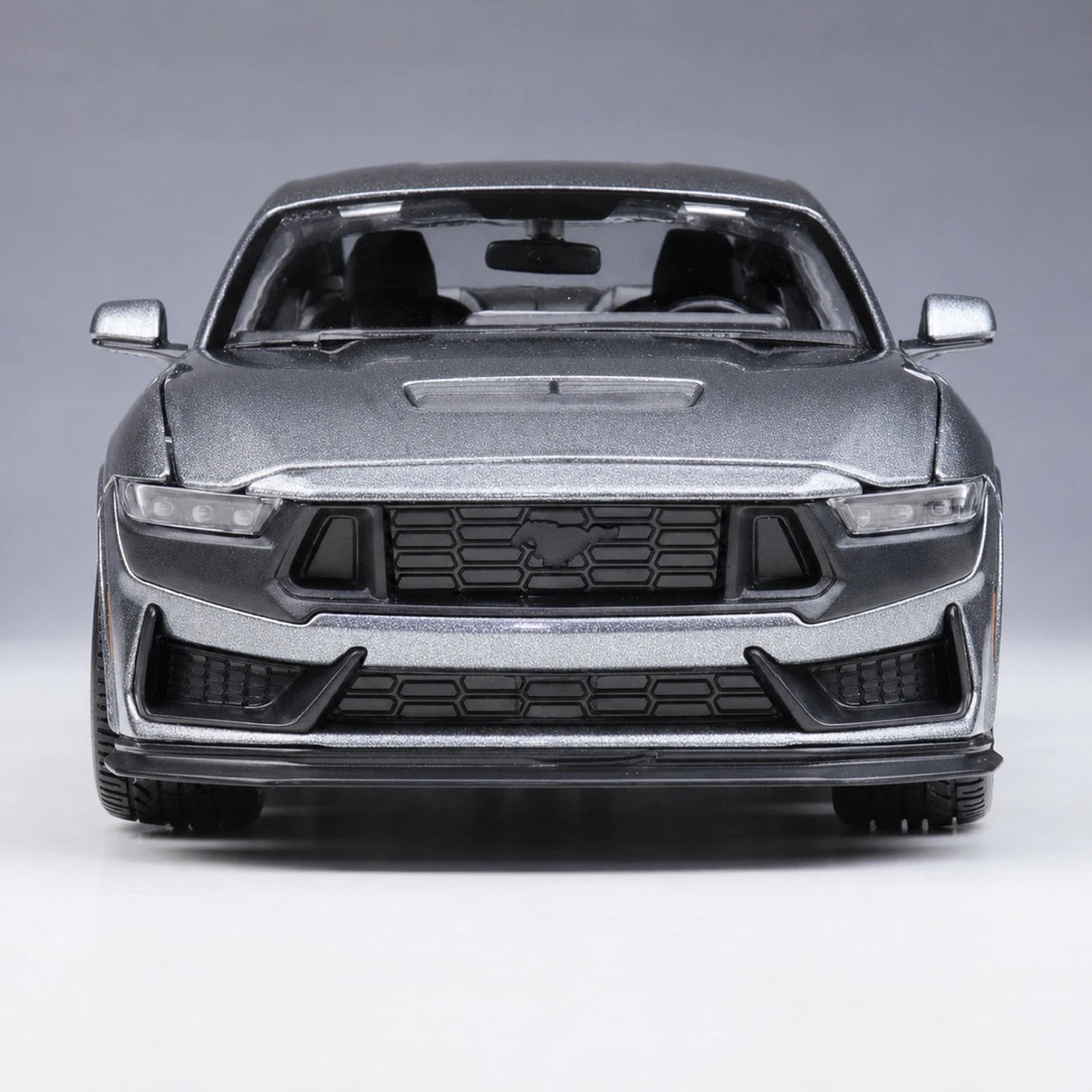 Maisto Ford 2024 Mustang Dark Horse Gray 1:24 – valuvalumalli