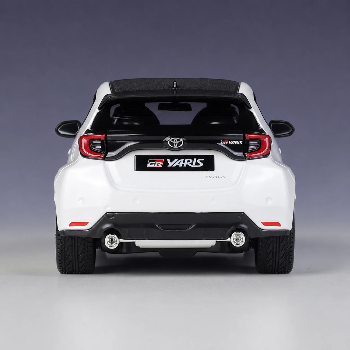 Maisto Toyota 2024 GR Yaris White 1:24 – model wyświetlacza odlewany z odlewu