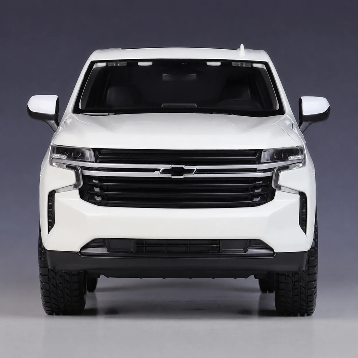 Maisto Chevrolet 2021 Tahoe White 1:24 – Diecast Display Model Die-Cast