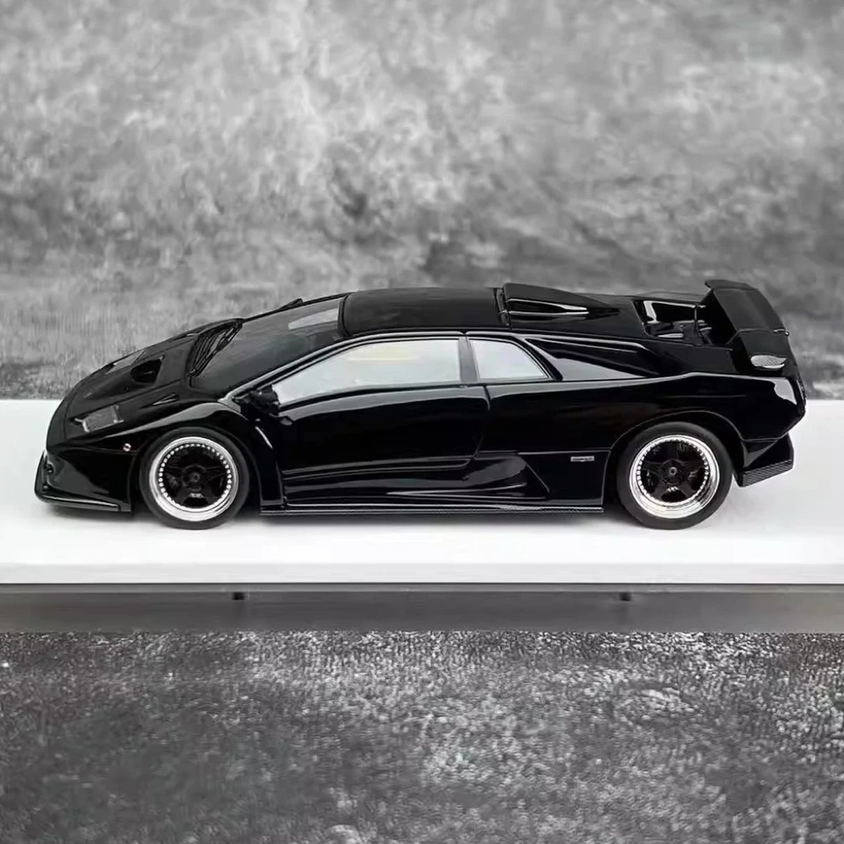 Make Up Lamborghini 1999 Diablo GT Black 1:43 – Collectible Resin Model Resin