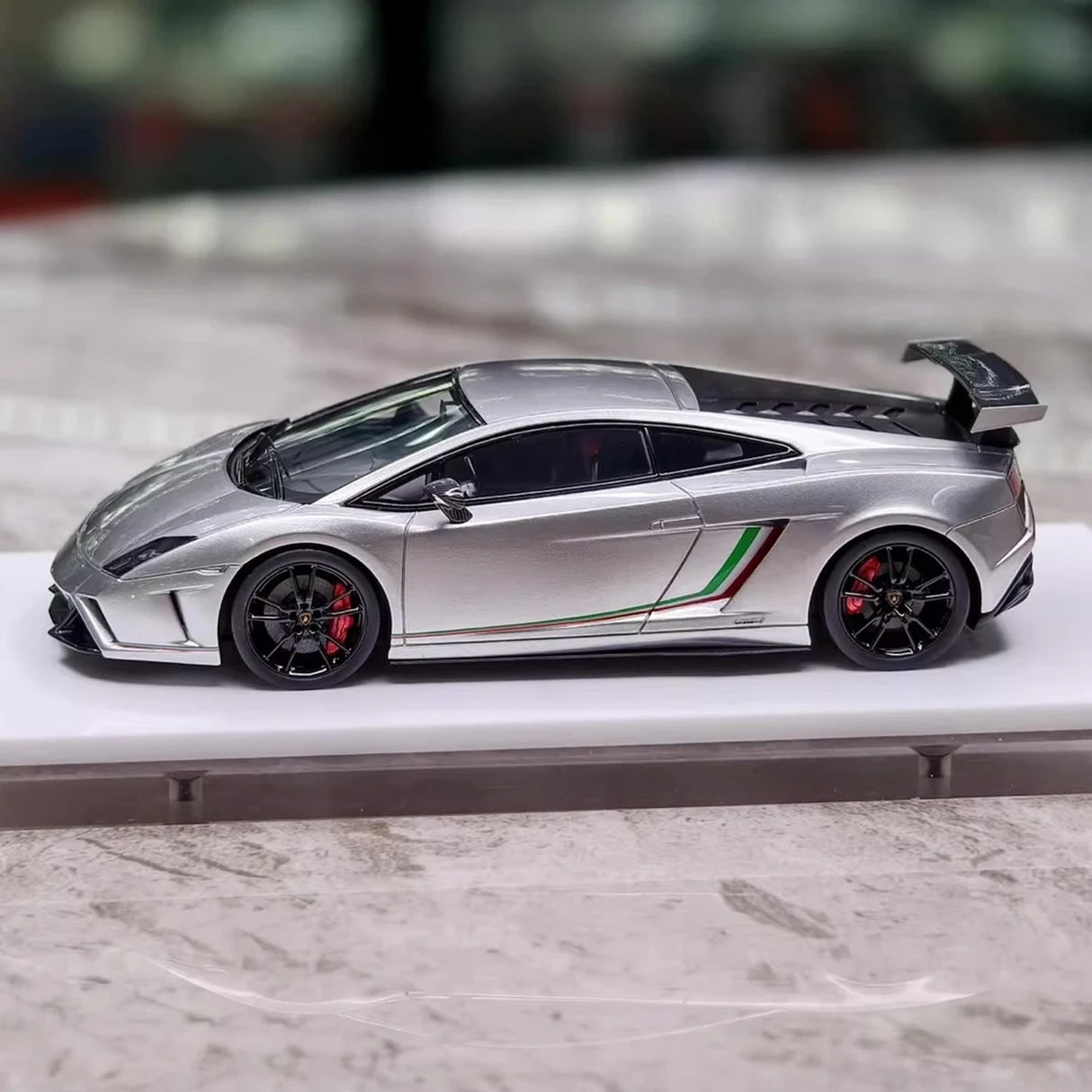 Make Up Lamborghini 2014 Gallardo LP570-4 Squadra Corse Silver 1:43 – Collectible Resin Model Resin