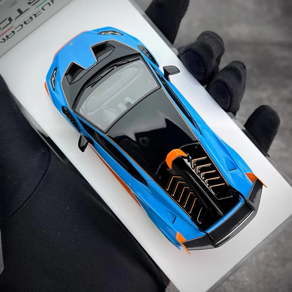 Make Up Lamborghini 2021 Huracan STO Blue 1:43 – Collectible Resin Model Resin