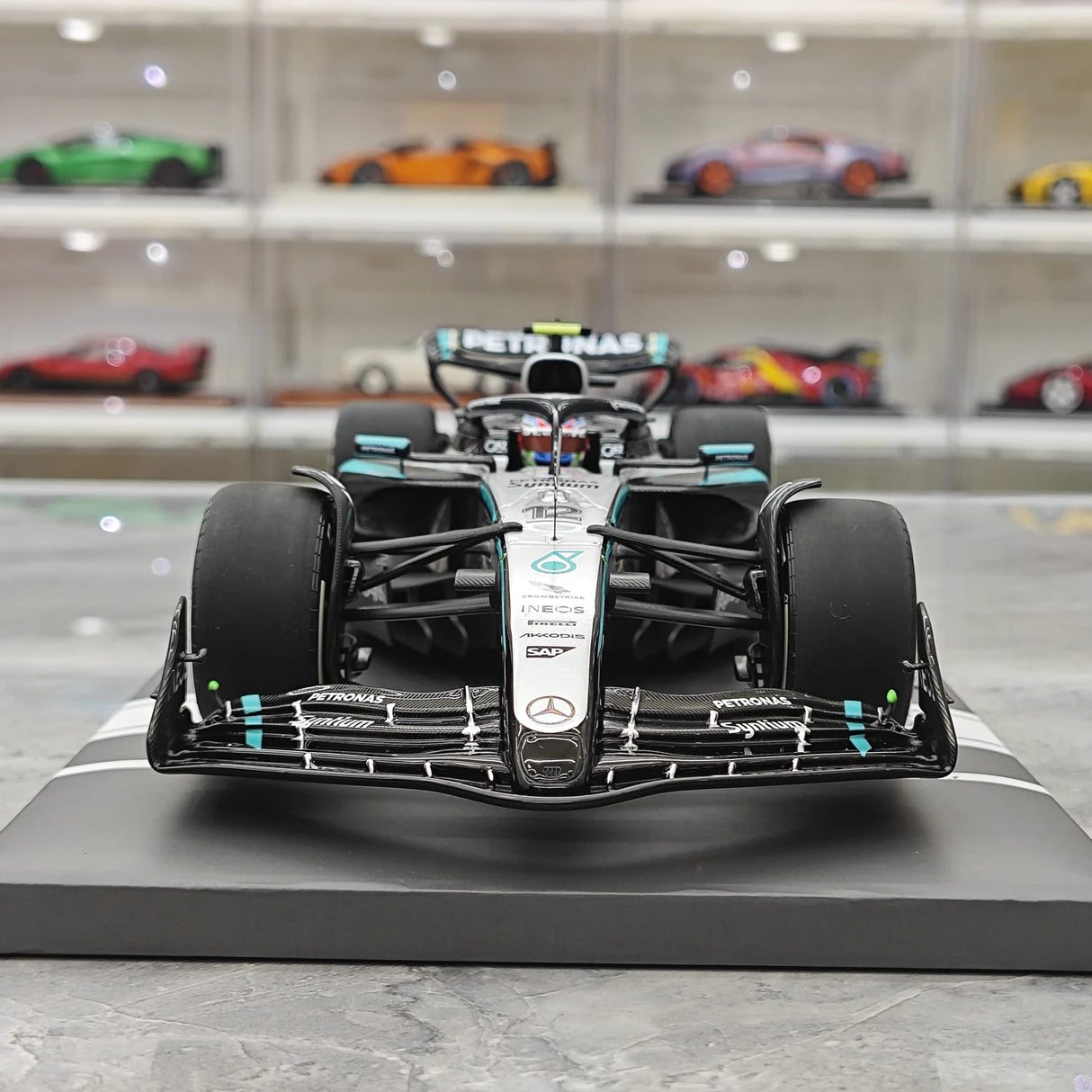1:18 Mercedes-AMG 2025 F1 W16 #12 캐나다 GP 안드레아 키미 안토넬리 F1Minichamps 제작 레진 모델 카 - 뷰 1