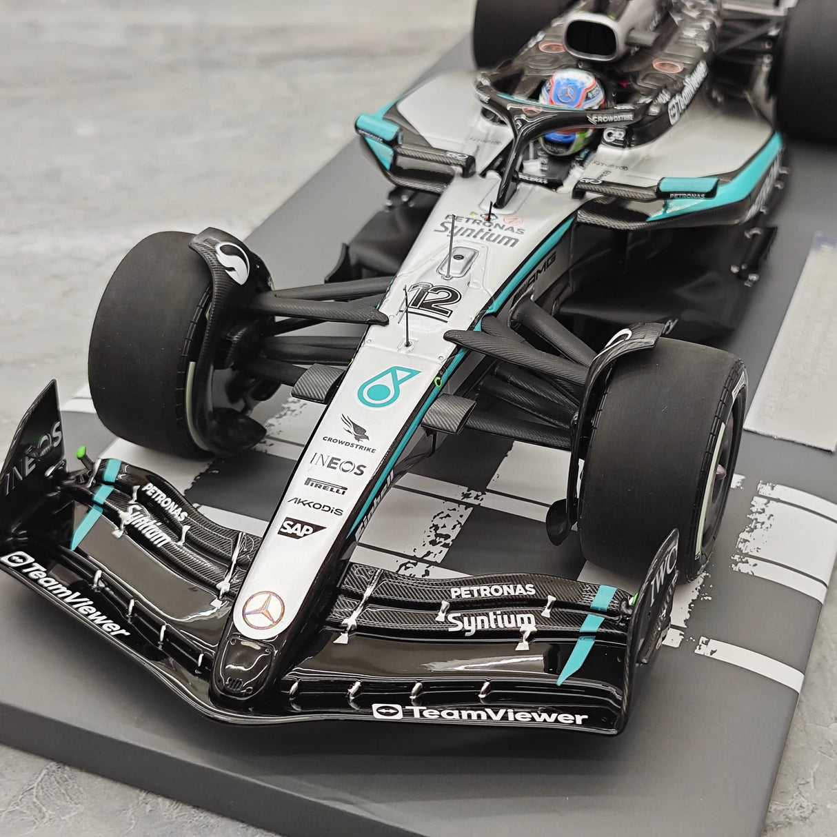 1:18 Mercedes-AMG 2025 F1 W16 #12 캐나다 GP 안드레아 키미 안토넬리 F1 Minichamps 제작 레진 모델 카 - 뷰 11