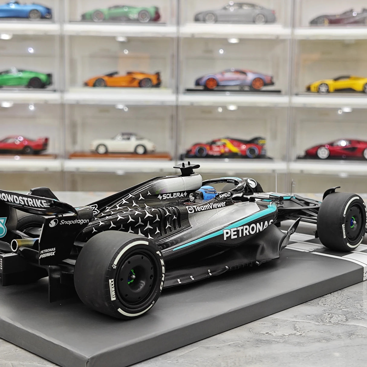 1:18 Mercedes-AMG 2025 F1 W16 #63 캐나다 GP 조지 러셀 F1 Minichamps 제작 레진 모델 카 - 뷰 8