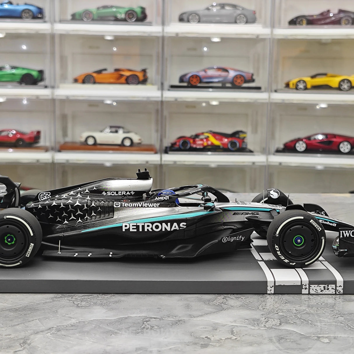 1:18 Mercedes-AMG 2025 F1 W16 #63 싱가포르 GP 조지 러셀 F1 Minichamps 의 레진 모형 자동차 - 뷰 9