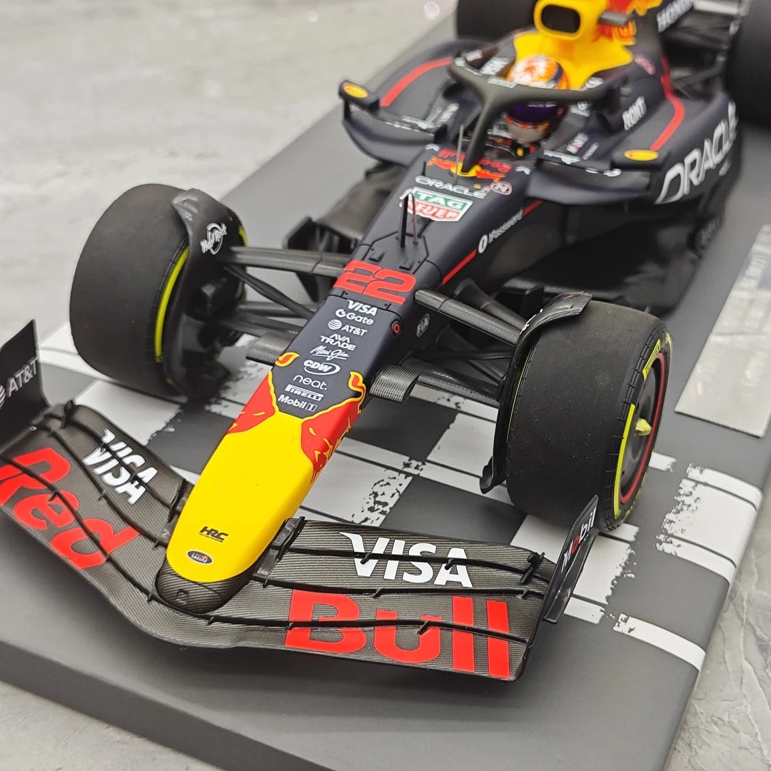 1:18 Red Bull 2025 RB21 #22 Canadian GP Yuki Tsunoda F1 Resin-Modell von Minichamps – Ansicht 11
