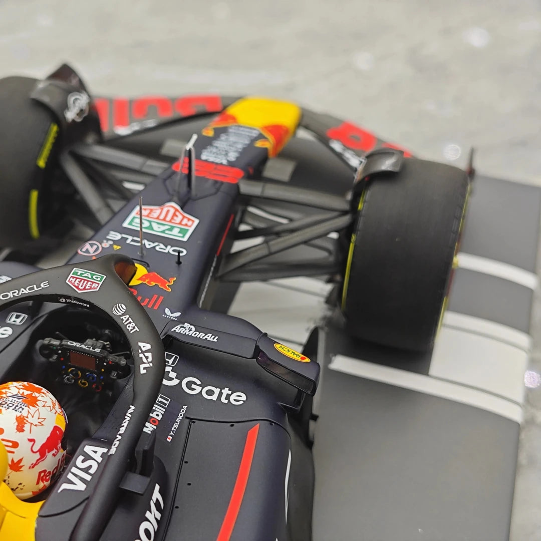 1:18 Red Bull 2025 RB21 #22 Canadian GP Yuki Tsunoda F1 Resin-Modell von Minichamps – Ansicht 13