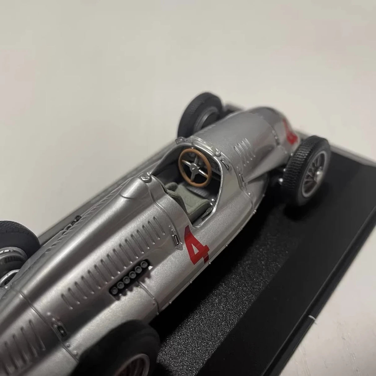 Audi 1938 Auto Union Typ D #4 1:43 diecast collectible model by Minichamps - view 7