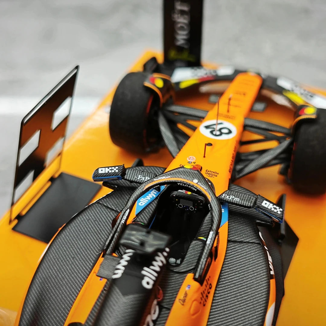 1:43 McLaren 2025 MCL39 #81 Spanish GP Oscar Piastri F1 model car by Minichamps - view 11