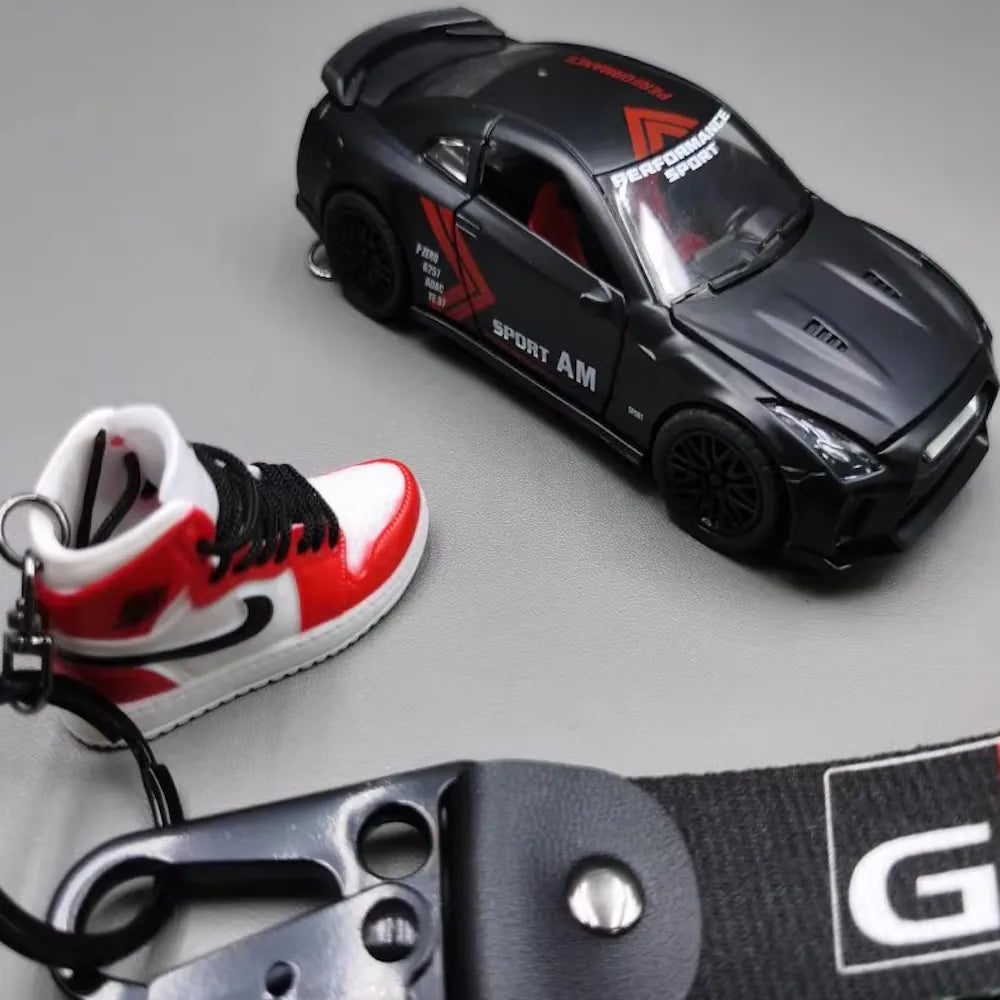 Nissan GT-R R35 Sport Keychains 1:64 モデルカー Keychain