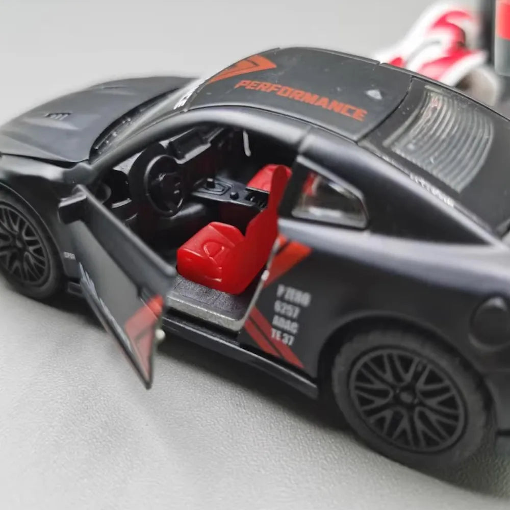 Nissan GT-R R35 Sport Keychains 1:64 モデルカー Keychain