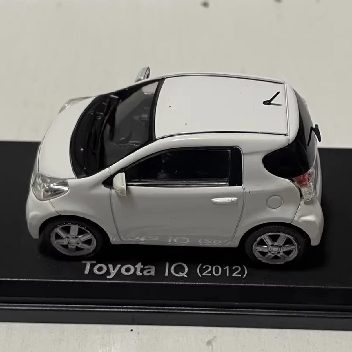 Norev Toyota 2012 iQ White 1:43 – Collectible Diecast Model Die-Cast