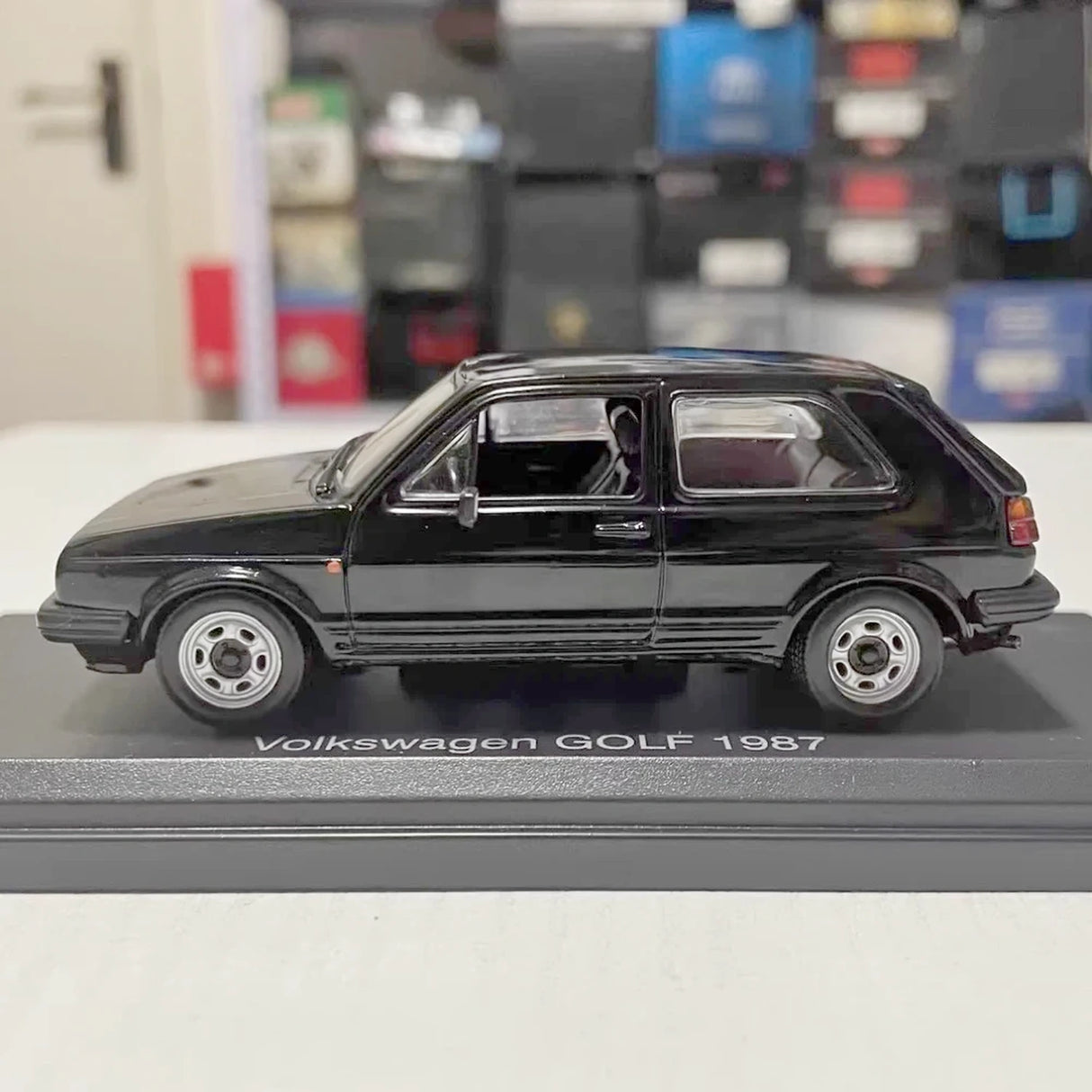 Norev Volkswagen 1987 Golf Black 1:43 – Collectible Diecast Model Die-Cast