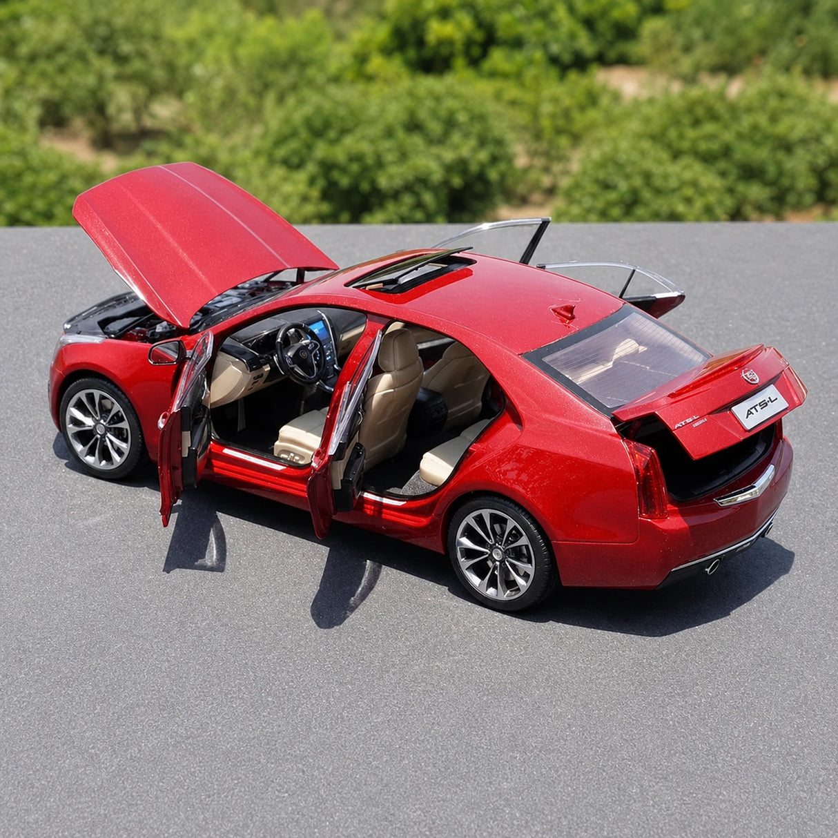 OEM Cadillac 2014 ATS-L Red 1:18 – Kolekcjonerski model odlewany