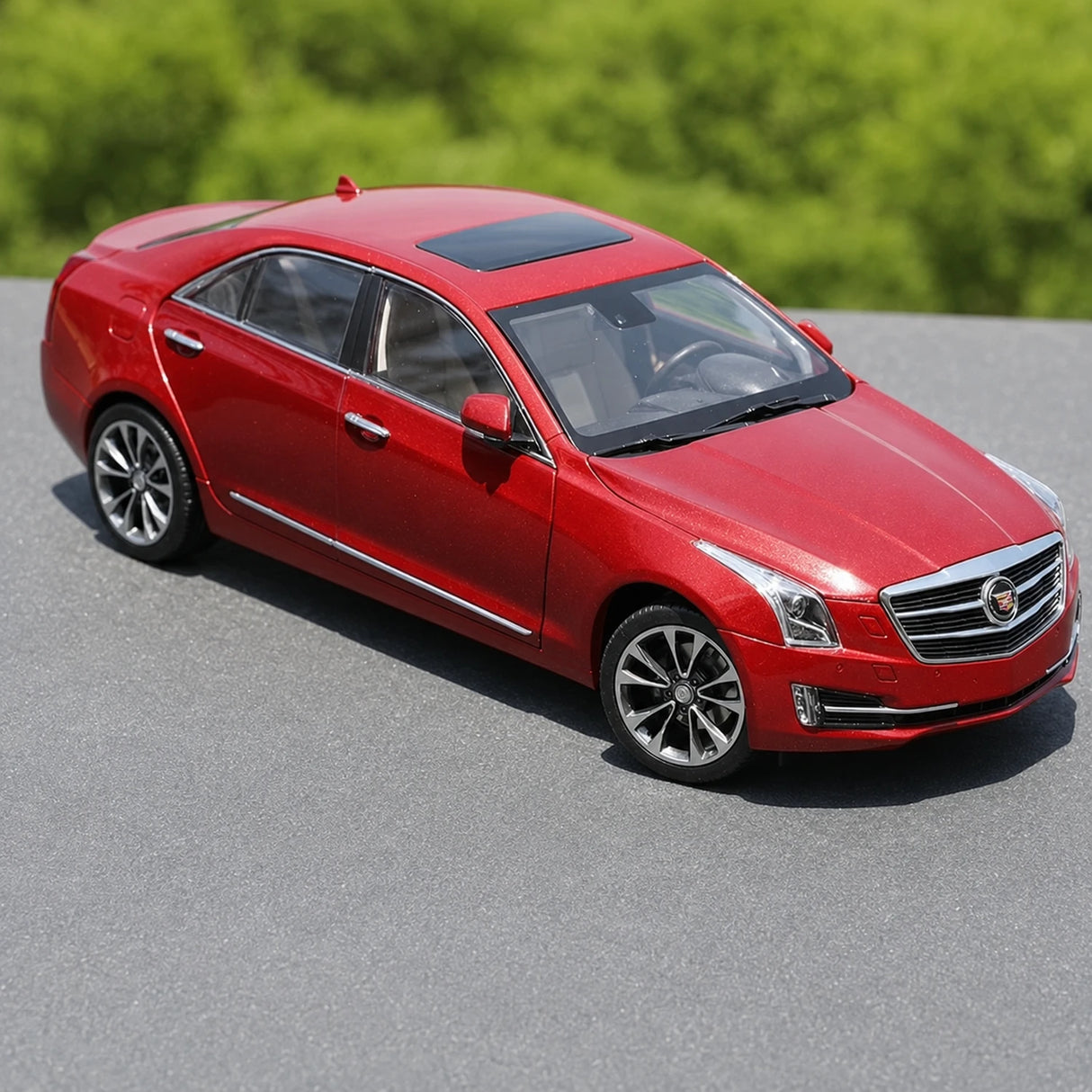 OEM Cadillac 2014 ATS-L Red 1:18 – Kolekcjonerski model odlewany
